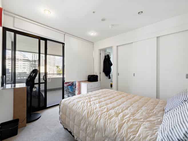 1308/18 Beach Road, Auckland Central