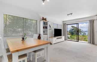 9 Sispara Place, Beach Haven