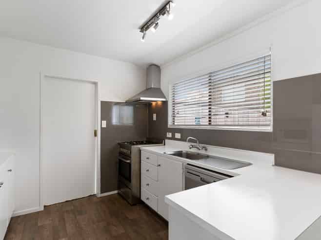 9 Sispara Place, Beach Haven