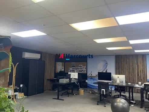 Quality Albany Office/Warehouse