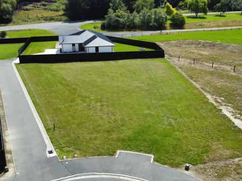 33 Franks Place, Outram