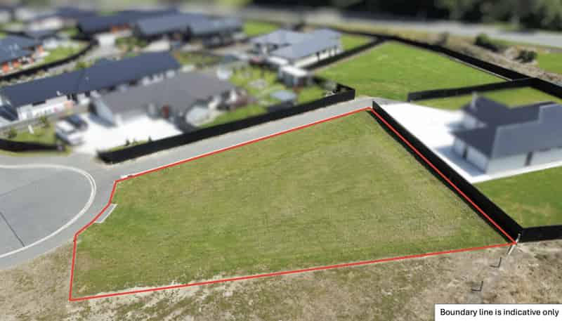 33 Franks Place, Outram