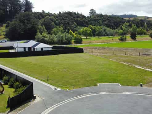 33 Franks Place, Outram