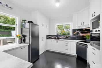 465 Stokes Valley Road, Stokes Valley