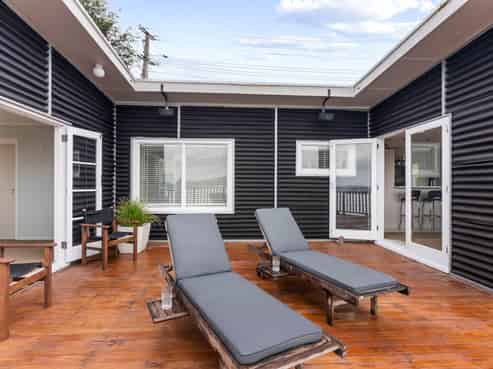 1104 Whangaparaoa Road, Tindalls Beach