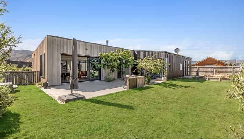 13 Isthmus Place, Lake Hawea