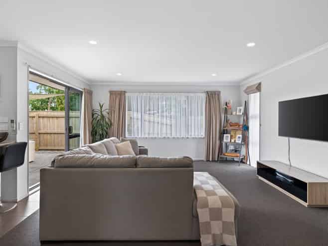 110a Church Street, West End