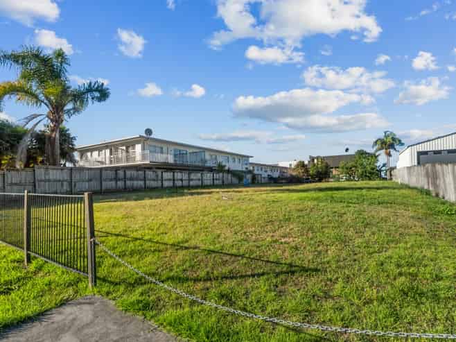 7A and B Davis Crescent, Paihia
