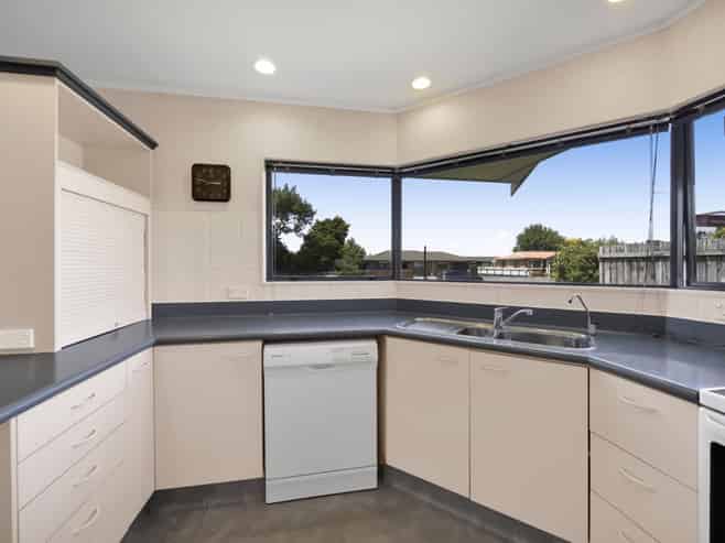 33 Orlando Street, Stratford