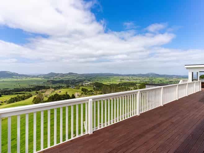 137 Going Road, MATARAU