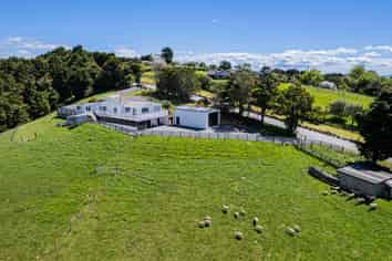 137 Going Road, MATARAU