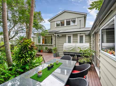 1/9A Regent Street, Devonport