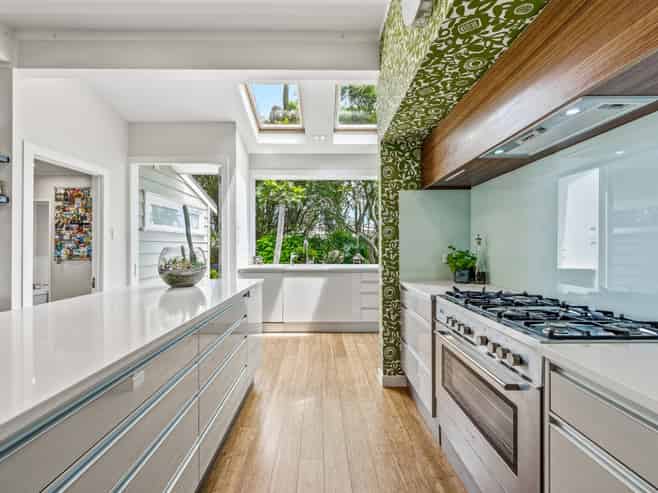 1/9A Regent Street, Devonport