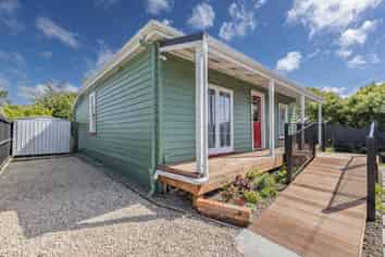 17 Randolph Street, Woolston