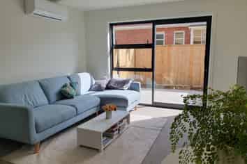 4/37 Sladden Street, Naenae