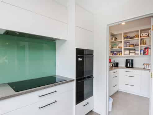 512 Milson Line, Newbury