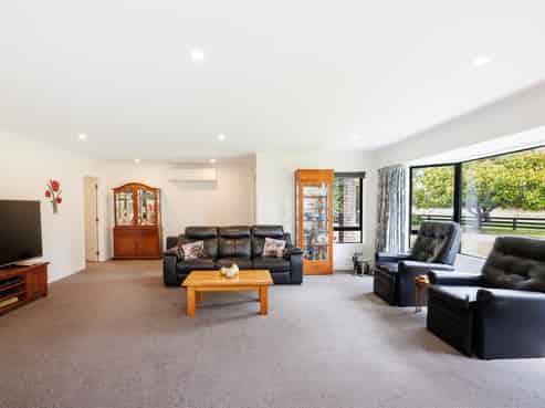 512 Milson Line, Newbury