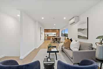 4/98 Walker Road, Point Chevalier