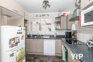 71A Larsen Crescent, Tawa