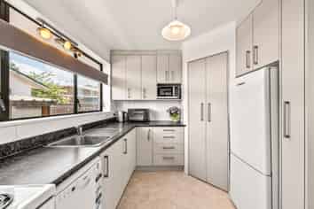 28A Exchange Street, Ebdentown