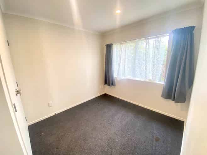 76b Walmsley Road, Favona