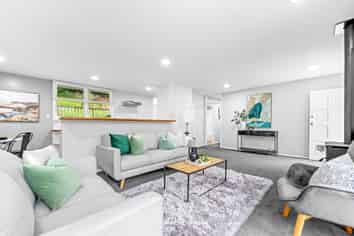 15 Elmslie Road, Pinehaven