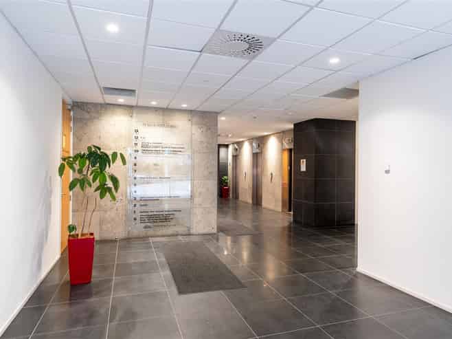 Excellent Office Floor with Good Outlook