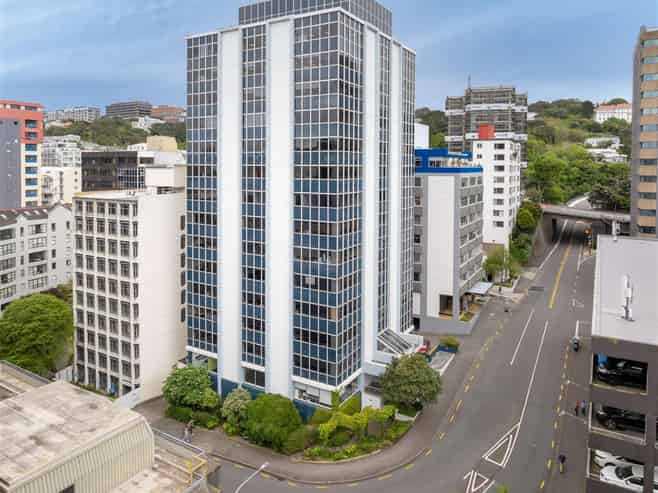 Excellent Office Floor with Good Outlook