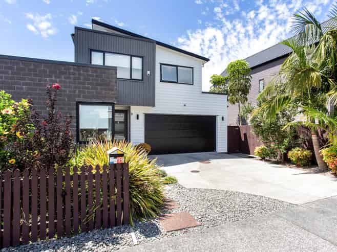 18 Hangar Lane, Whenuapai