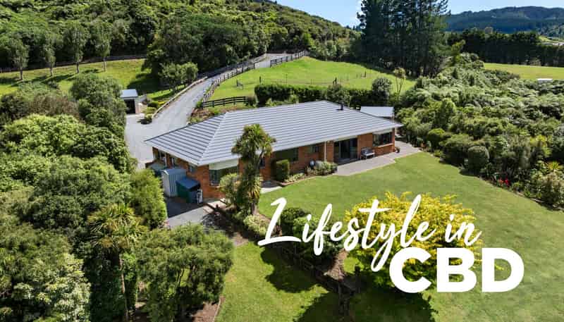 8a Garrett Place, Riverstone Terraces