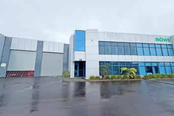 ROAD FRONT OFFICE / WAREHOUSE IN PRIME LOCATION
