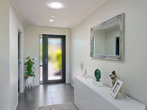 9 Angus Way, PARAPARAUMU