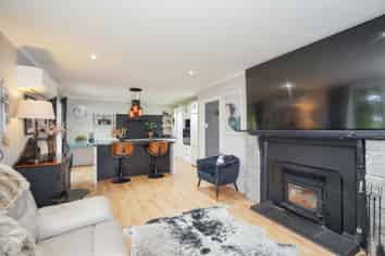 204 Crawford Street, Glengarry