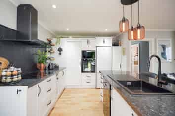 204 Crawford Street, Glengarry