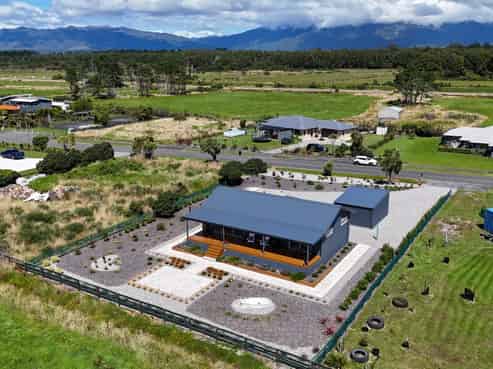 22 Elley Drive, Carters Beach