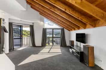 25 Tukanae Street, Strathmore Park