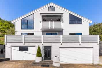 25 Tukanae Street, Strathmore Park