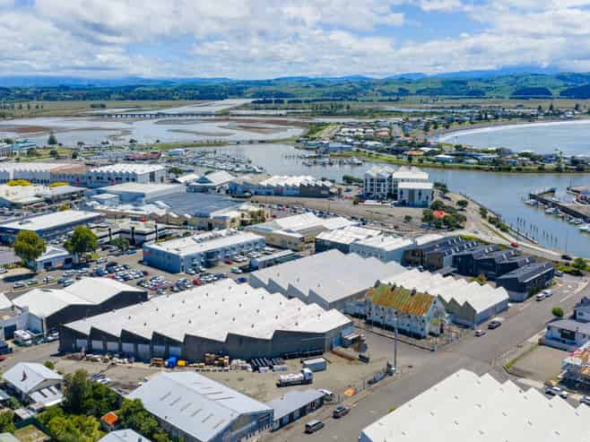 Deceased estate sale - premium landholding