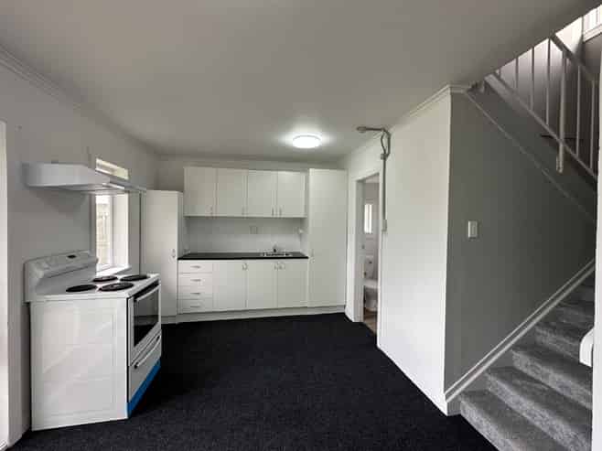 36B Wakefield Road, Mangere East