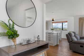 2 Stingray Drive, Omokoroa