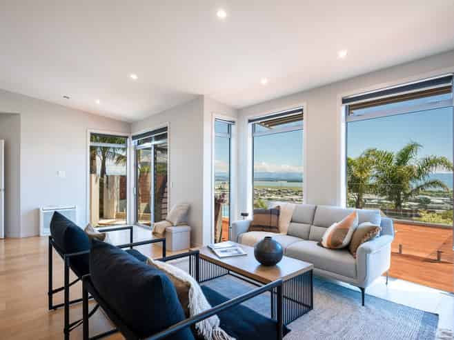 8 Pinnacle Place, Wakatu