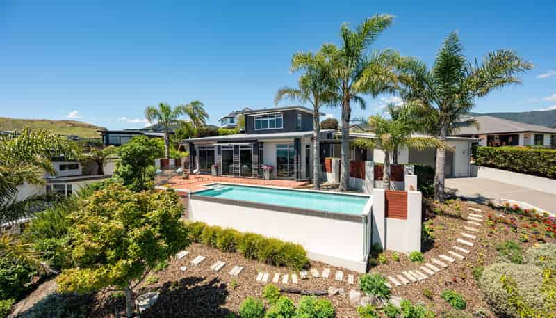 8 Pinnacle Place, Wakatu