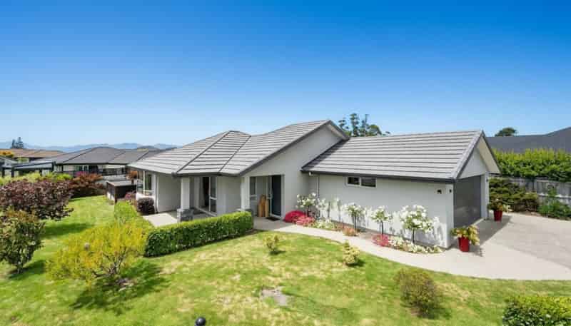 11 Les Wakefield Road, Mapua