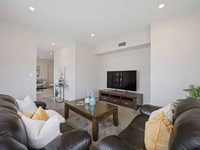 19 Horsefields Drive, Flat Bush