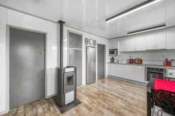 35D Station Street, Alexandra