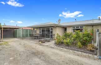 35D Station Street, Alexandra
