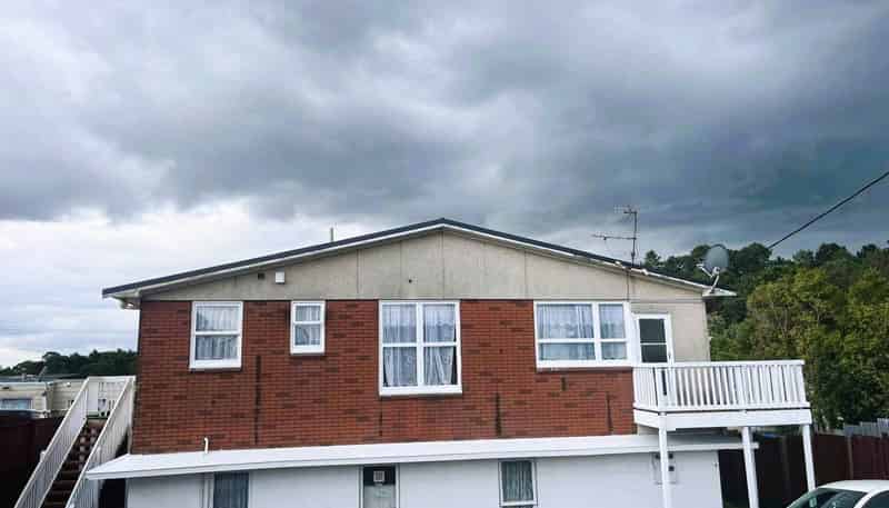 1/353 West Coast Road, Glen Eden