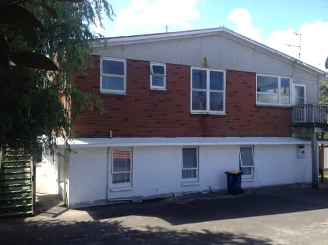 1/353 West Coast Road, Glen Eden