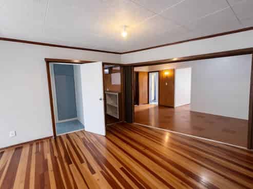 1/353 West Coast Road, Glen Eden