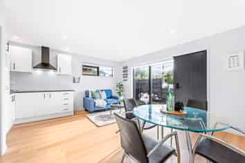 71A Shakespeare Avenue, Trentham